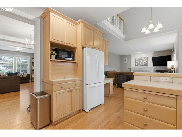 16096 Se FLAVEL Dr, Portland, OR 97236