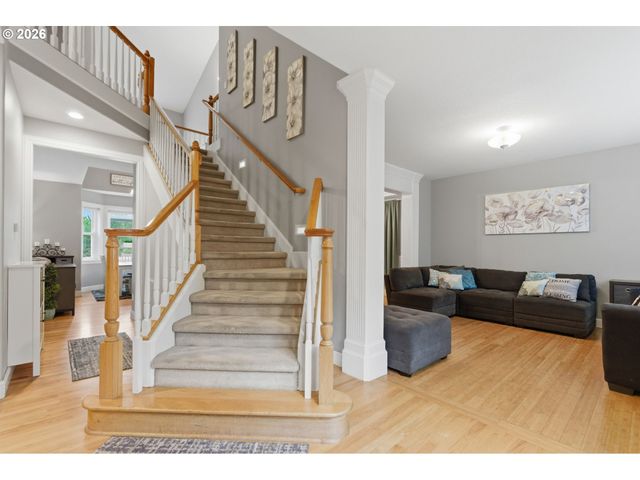 16096 Se FLAVEL Dr, Portland, OR 97236