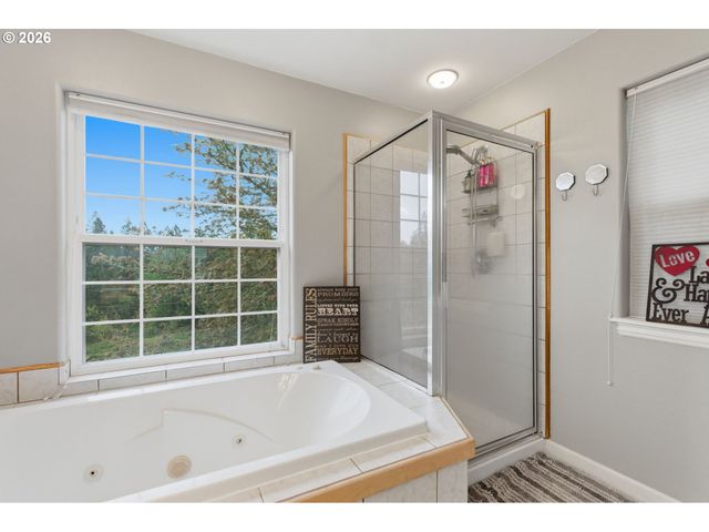 16096 Se FLAVEL Dr, Portland, OR 97236