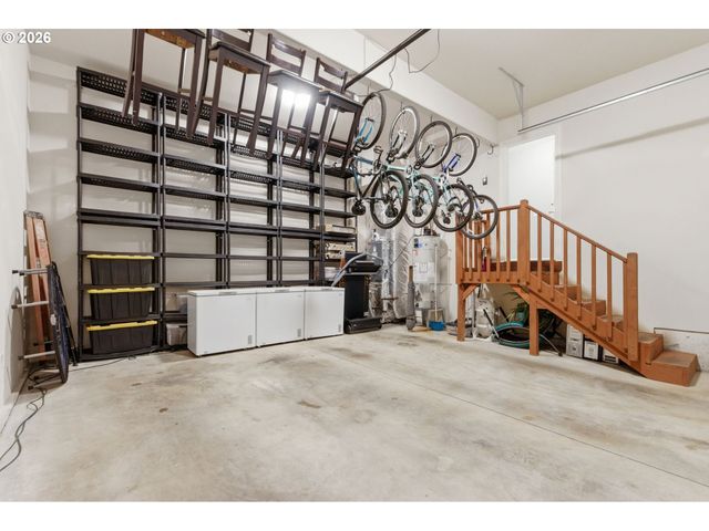 16096 Se FLAVEL Dr, Portland, OR 97236