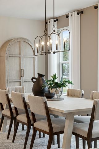 3724 Holbrook Drive, Waconia, MN 55387