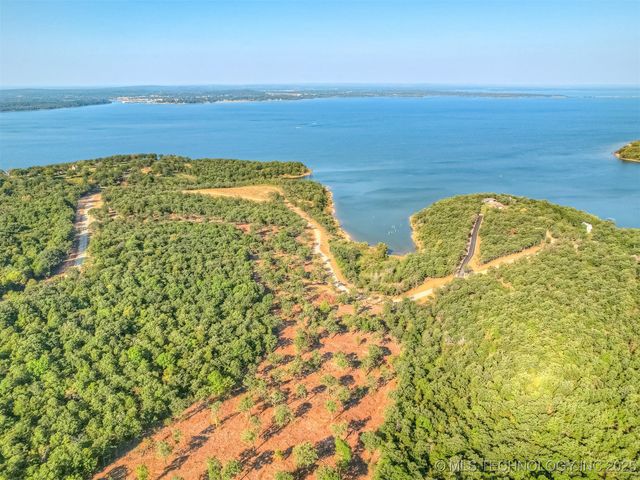 241 Patriot Pointe, Eufaula, OK 74432