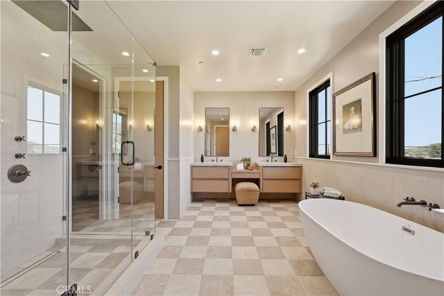 707 Wildomar Street, Pacific Palisades, CA 90272