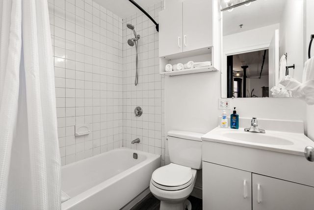 13-19 Stanhope Street 2A, Boston, MA 02116