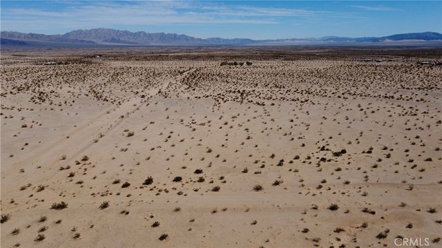 6 Topaz Avenue, 29 Palms, CA 92277