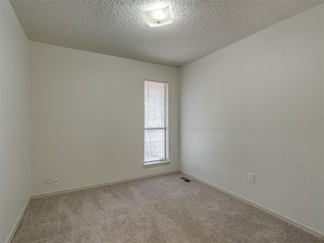 9025 N Rockwell Drive, Oklahoma City, OK 73132