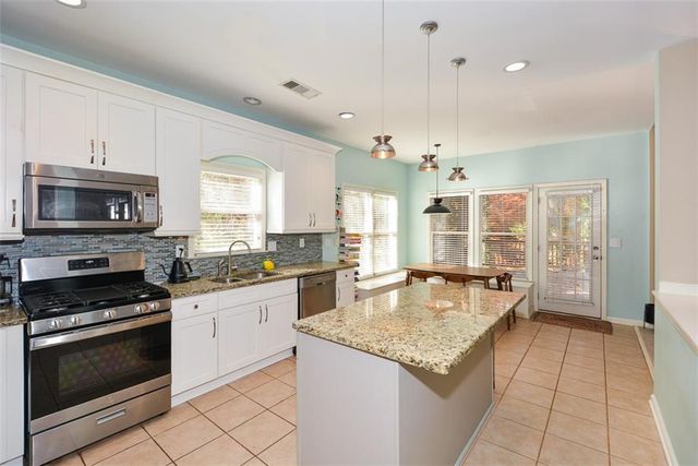 1551 Delford SE Way, Smyrna, GA 30082