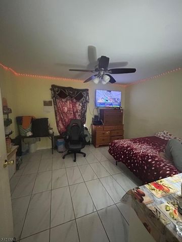 42 Whitewood Ave, North Plainfield Boro, NJ 07060