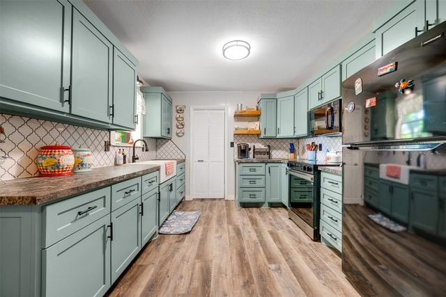 9958 Farm Road 79, Sumner, TX 75486