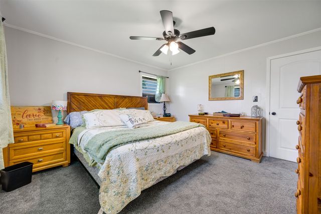 9958 Farm Road 79, Sumner, TX 75486