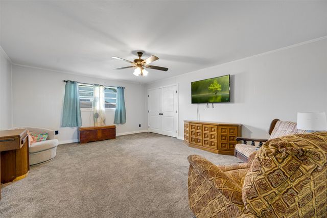 9958 Farm Road 79, Sumner, TX 75486