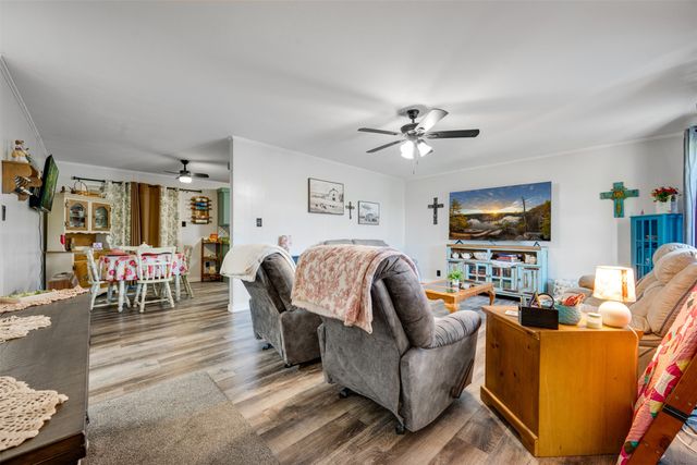 9958 Farm Road 79, Sumner, TX 75486