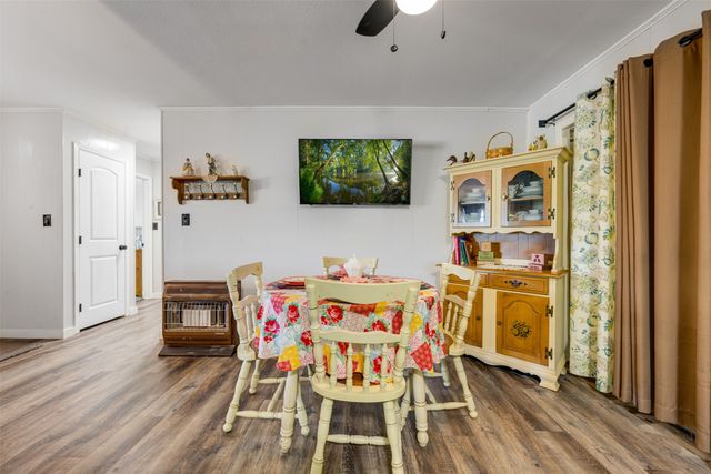 9958 Farm Road 79, Sumner, TX 75486