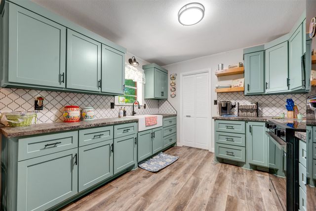 9958 Farm Road 79, Sumner, TX 75486