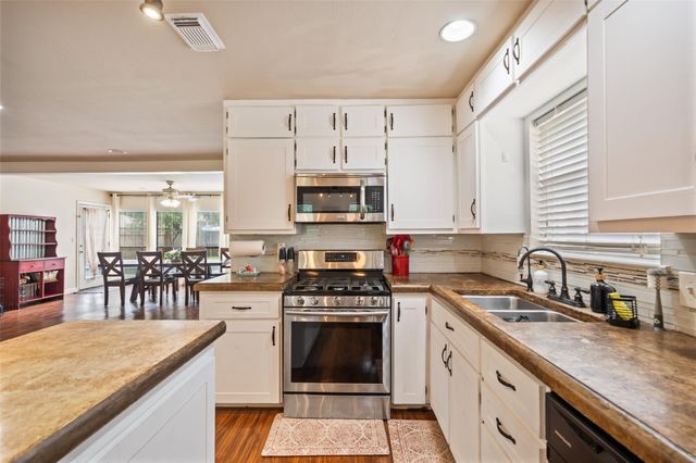 600 Hampton Hall Lane, Conroe, TX 77302