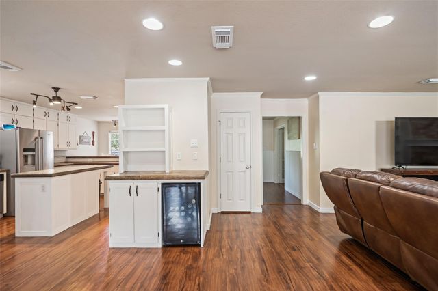 600 Hampton Hall Lane, Conroe, TX 77302