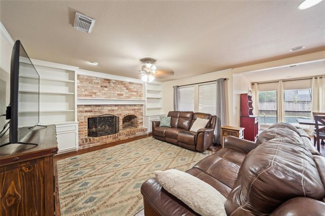 600 Hampton Hall Lane, Conroe, TX 77302