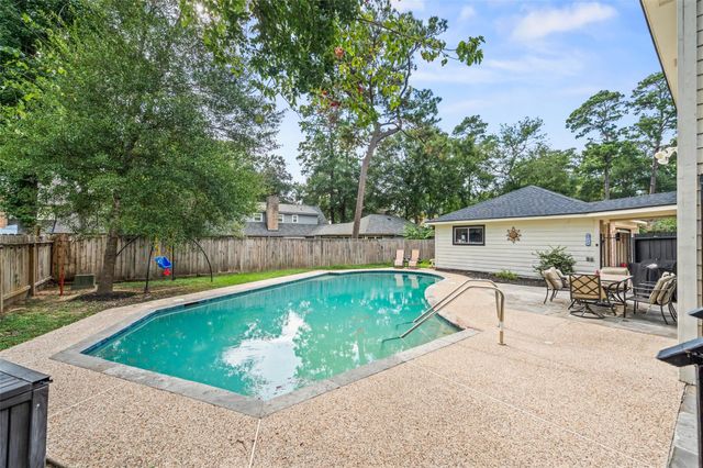 600 Hampton Hall Lane, Conroe, TX 77302