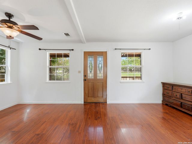 301 MADRONA LN, Bandera, TX 78003