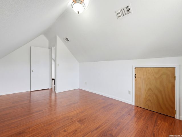 301 MADRONA LN, Bandera, TX 78003