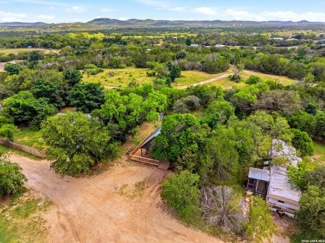 301 MADRONA LN, Bandera, TX 78003