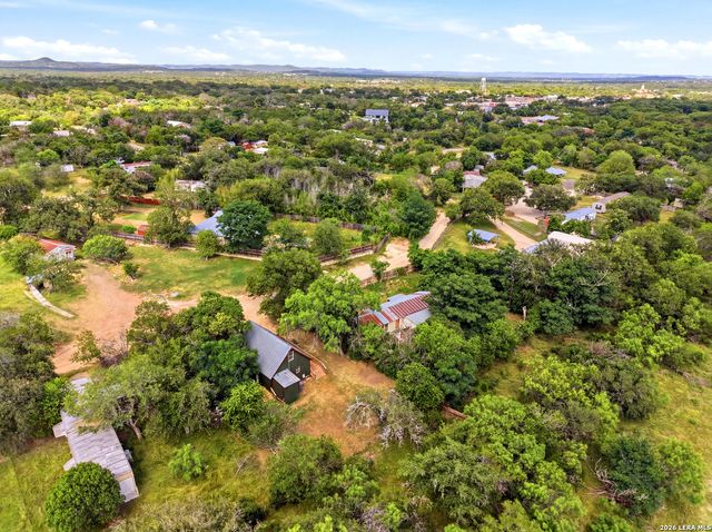 301 MADRONA LN, Bandera, TX 78003