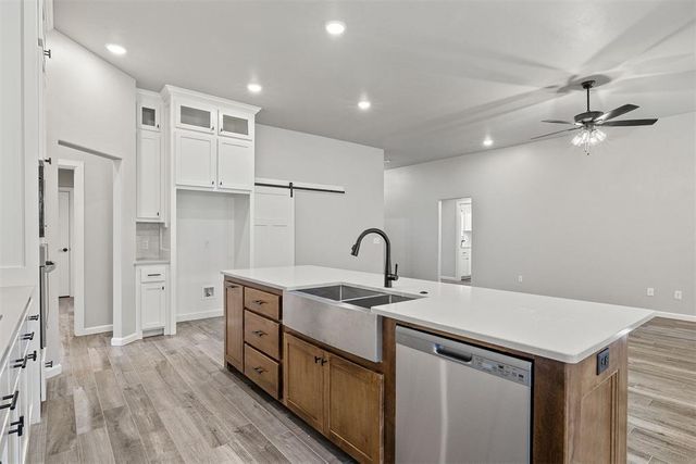 2411 Black Jack Way, Blanchard, OK 73010