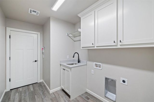 2411 Black Jack Way, Blanchard, OK 73010