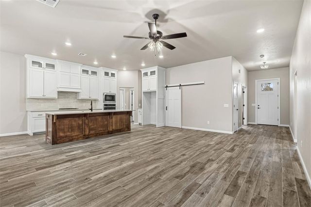 2411 Black Jack Way, Blanchard, OK 73010