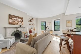 73 Worcester St 4, Boston, MA 02118