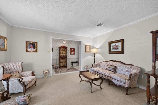 221 E Woodstone Ct, Baton Rouge, LA 70808