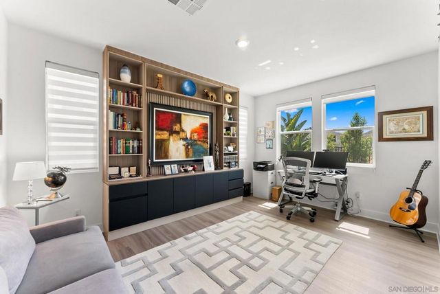 1586 Calle Mayfair, Chula Vista, CA 91913