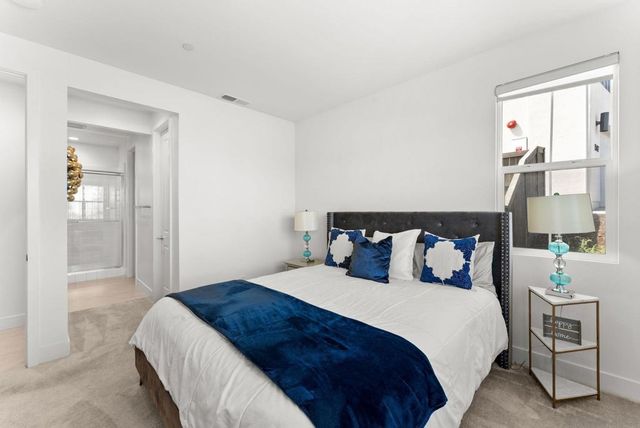 1586 Calle Mayfair, Chula Vista, CA 91913