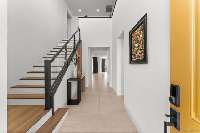 1586 Calle Mayfair, Chula Vista, CA 91913