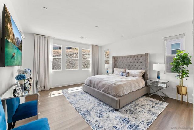 1586 Calle Mayfair, Chula Vista, CA 91913