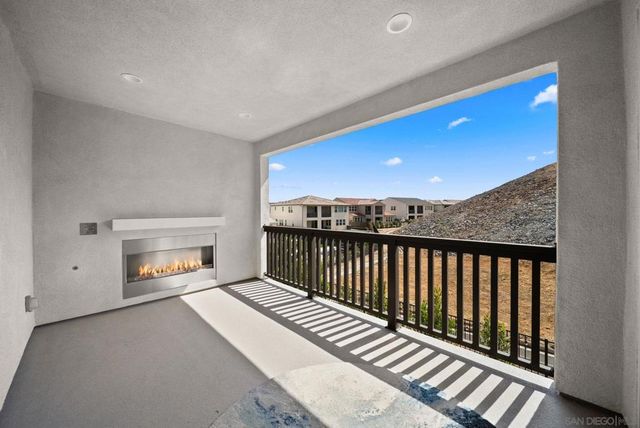 1586 Calle Mayfair, Chula Vista, CA 91913