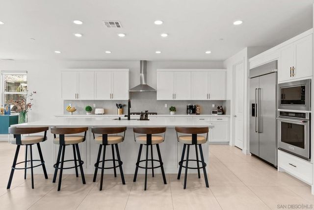 1586 Calle Mayfair, Chula Vista, CA 91913
