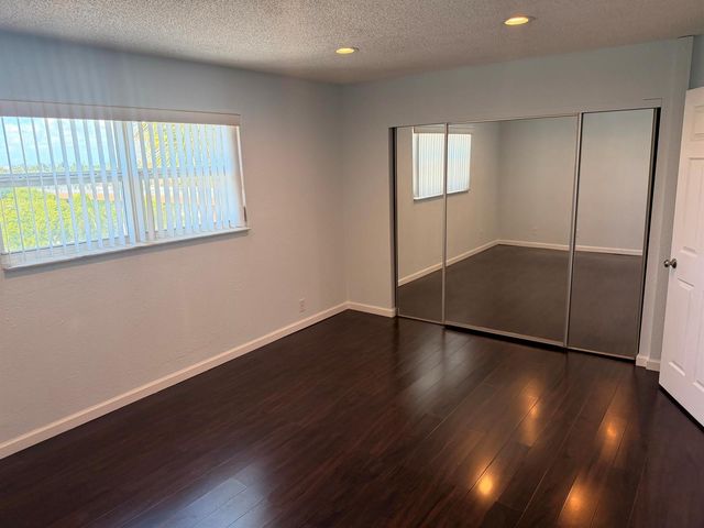 2840 NE 14th Street 403a, Pompano Beach, FL 33062