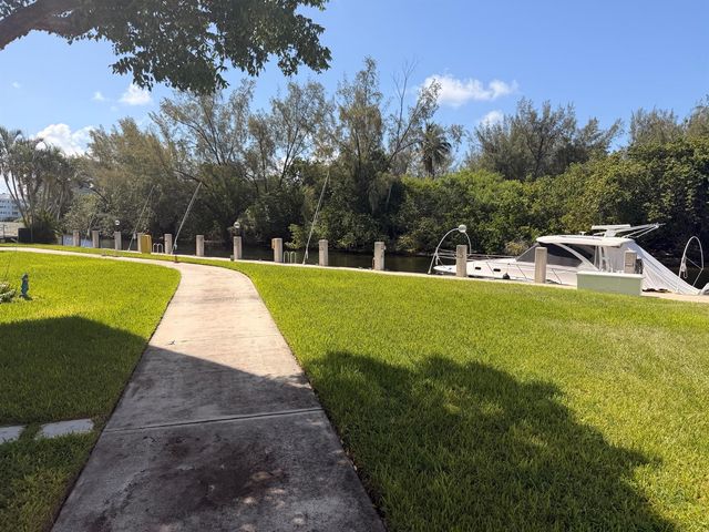 2840 NE 14th Street 403a, Pompano Beach, FL 33062