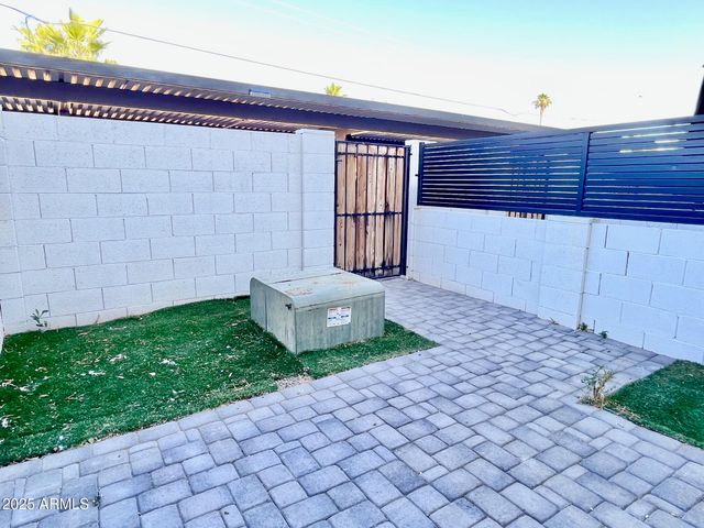 3212 N 70th Street 1018, Scottsdale, AZ 85251