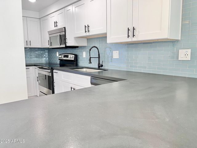 3212 N 70th Street 1018, Scottsdale, AZ 85251