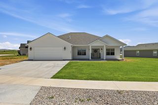 561 E EAGLE DR, Preston, ID 83263