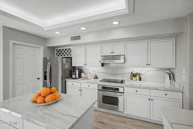 9987 E FANFOL Drive, Scottsdale, AZ 85258