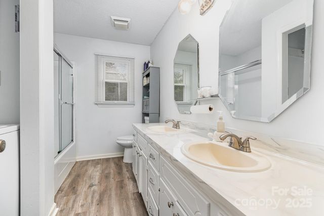 2128 23rd Street Court NE 2, Hickory, NC 28601