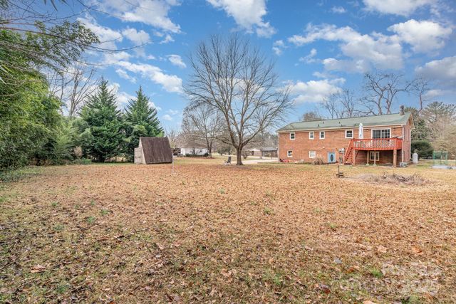 2128 23rd Street Court NE 2, Hickory, NC 28601