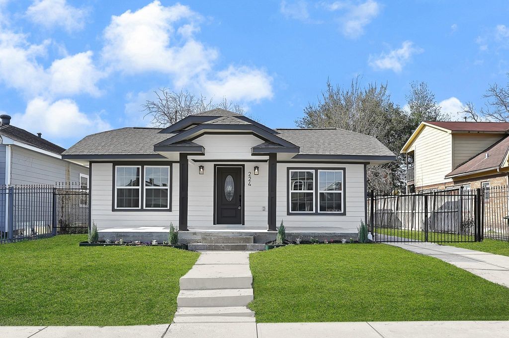 224 Everton Street, Houston, TX 77003
