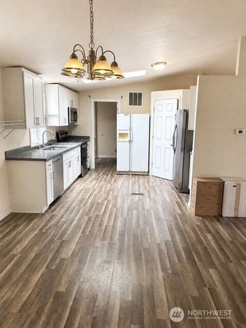51 W Joslin Road, Shelton, WA 98584