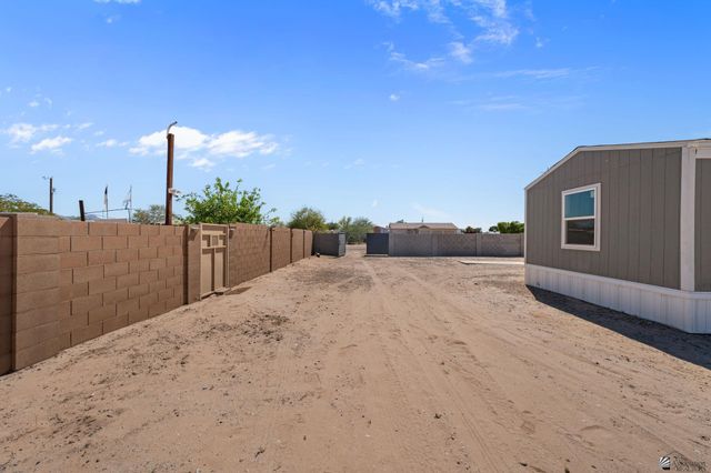 12708 E 42 Pl, Yuma, AZ 85367