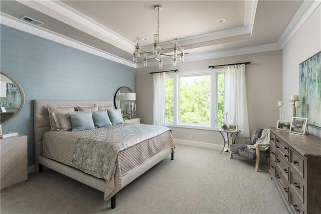 4414 W 136th Street, Leawood, KS 66224