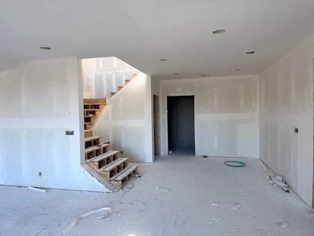 4414 W 136th Street, Leawood, KS 66224